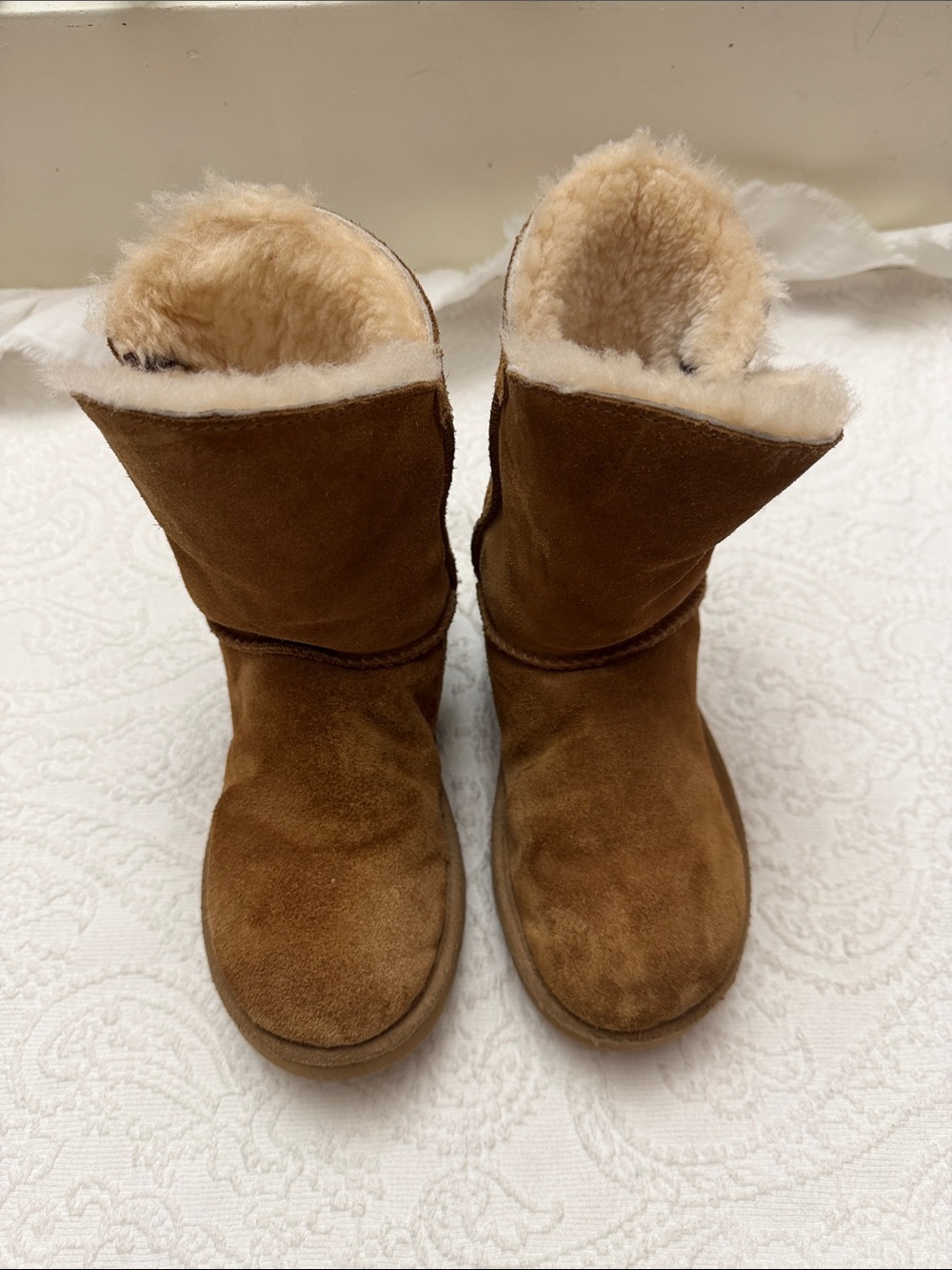 UGG Classic Short Brown Winter Boots US 5 - Picture 3 of 9
